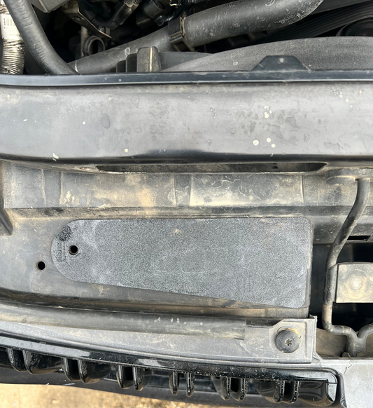 BMW E9X: Grille Air Intake Block Off Plates | BOP89