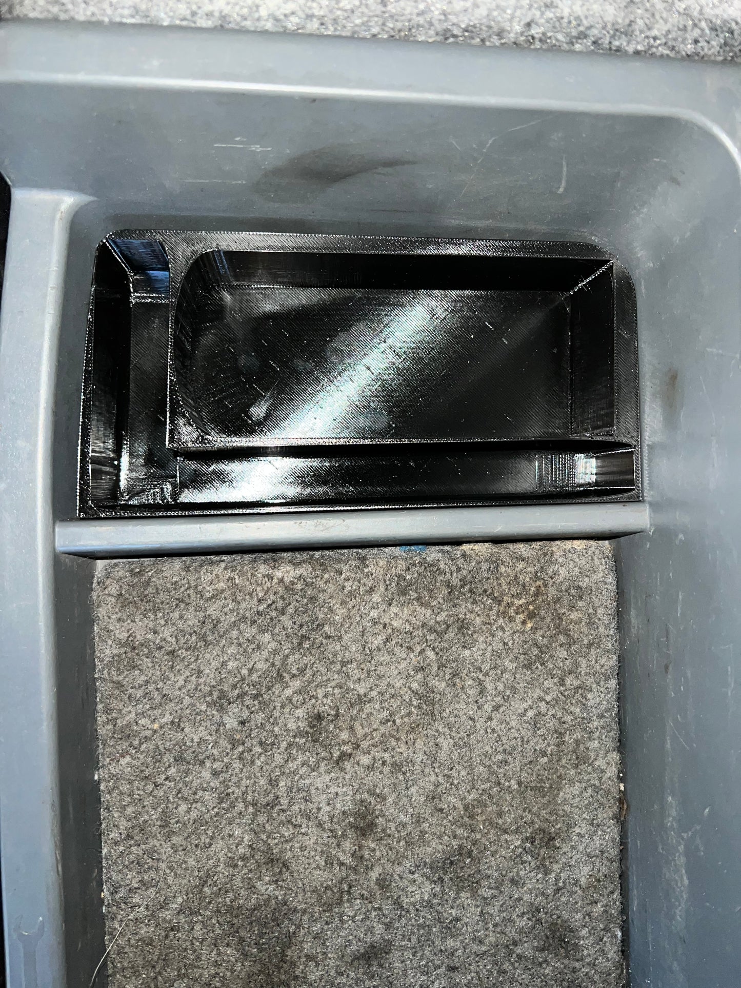 BMW E9X Trunk Oil Storage | TSL90