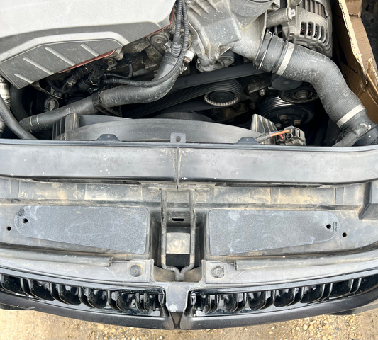 BMW E9X: Grille Air Intake Block Off Plates | BOP89