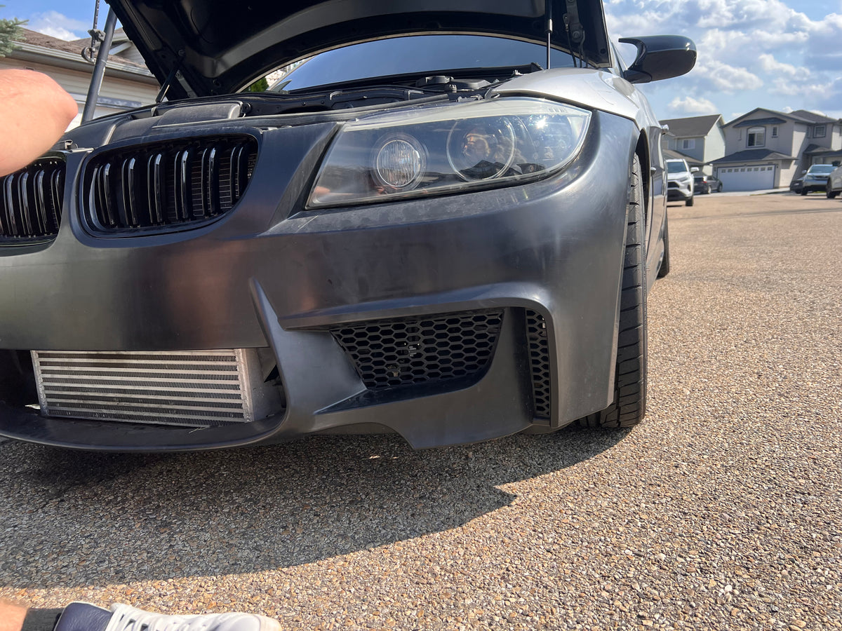 E90 E91 M2 Style Front Bumper Meshes