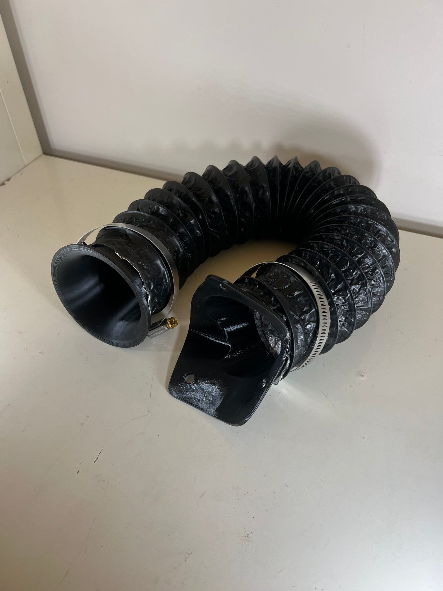 E82, E9X N51 N52 EUROBOX D-Style RAM Cold Air Intake Kit | DCAIE-KIT
