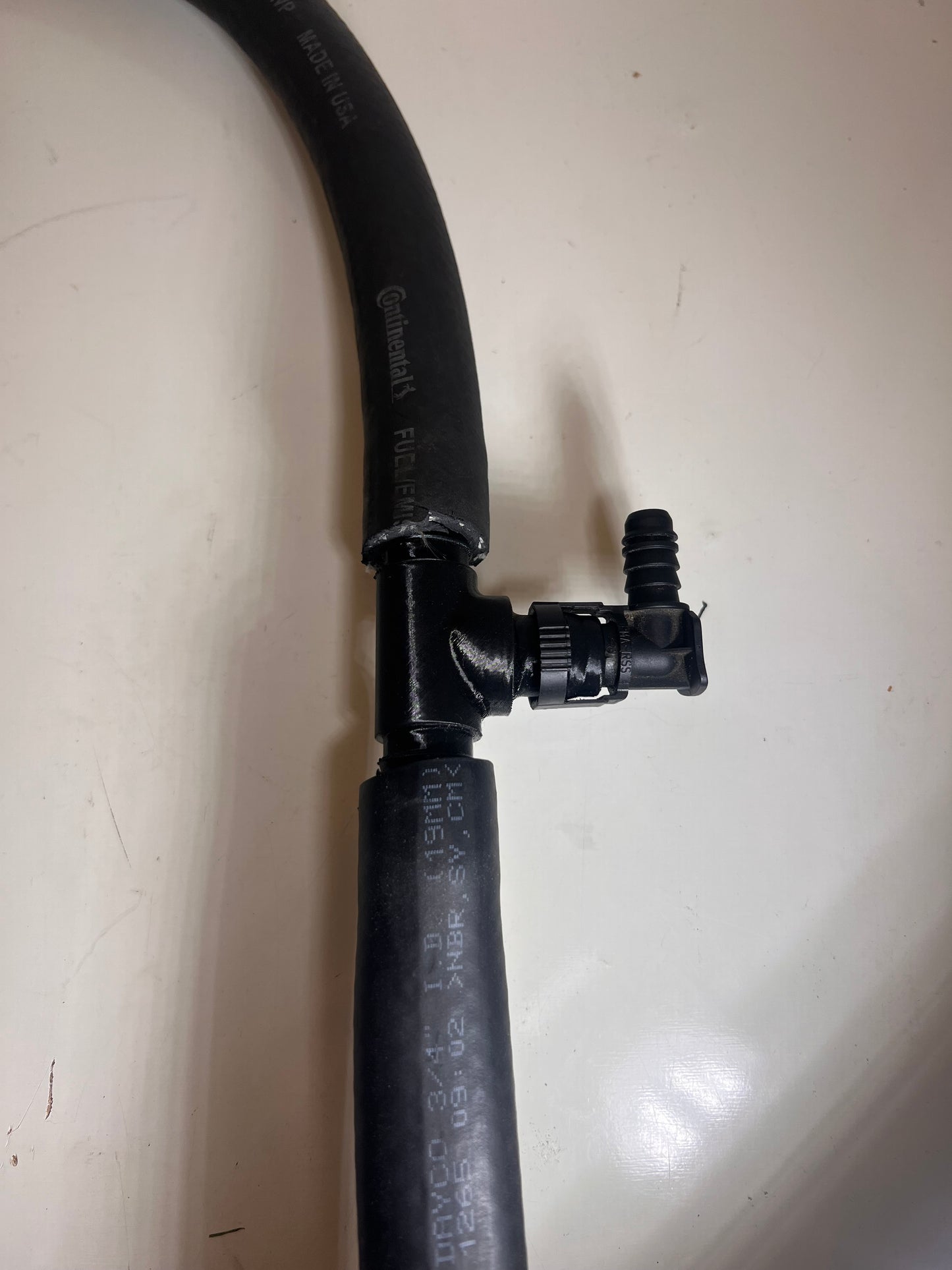 N54 Manifold Swap: 3/4 Inline Barb Tee with Fuel Vapor Connector