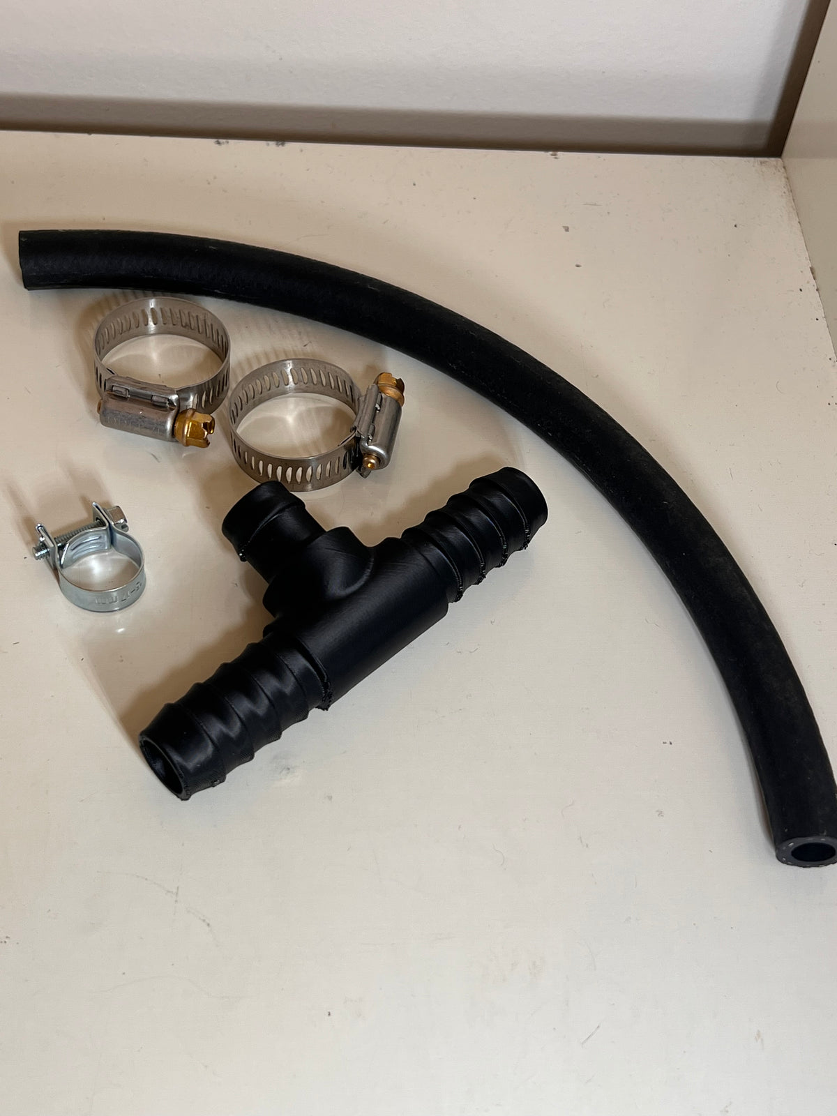 N54 Manifold Swap: 3/4 Inline Barb Tee with Fuel Vapor Connector