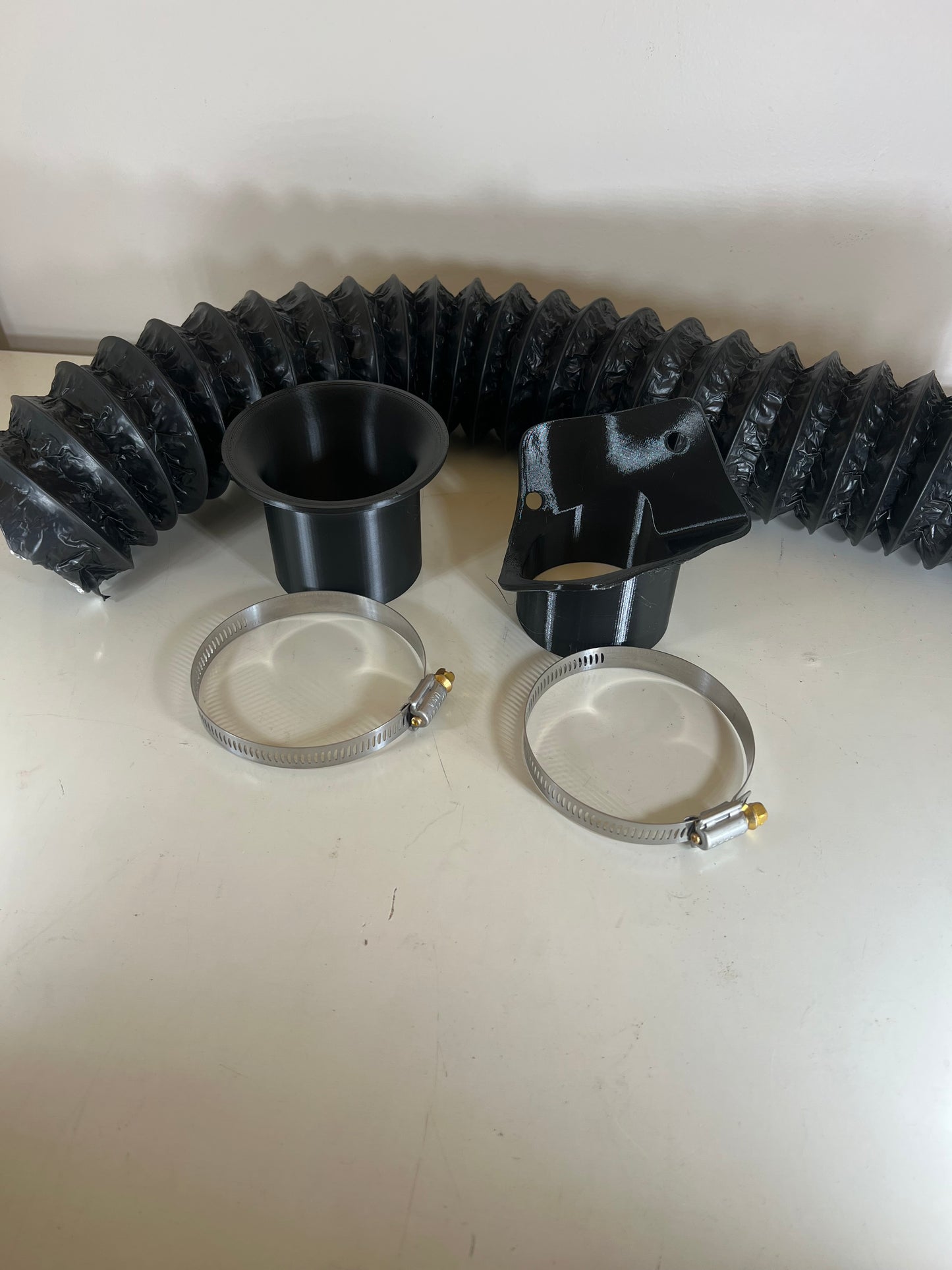 E82, E9X N51 N52 EUROBOX D-Style RAM Cold Air Intake Kit | DCAIE-KIT