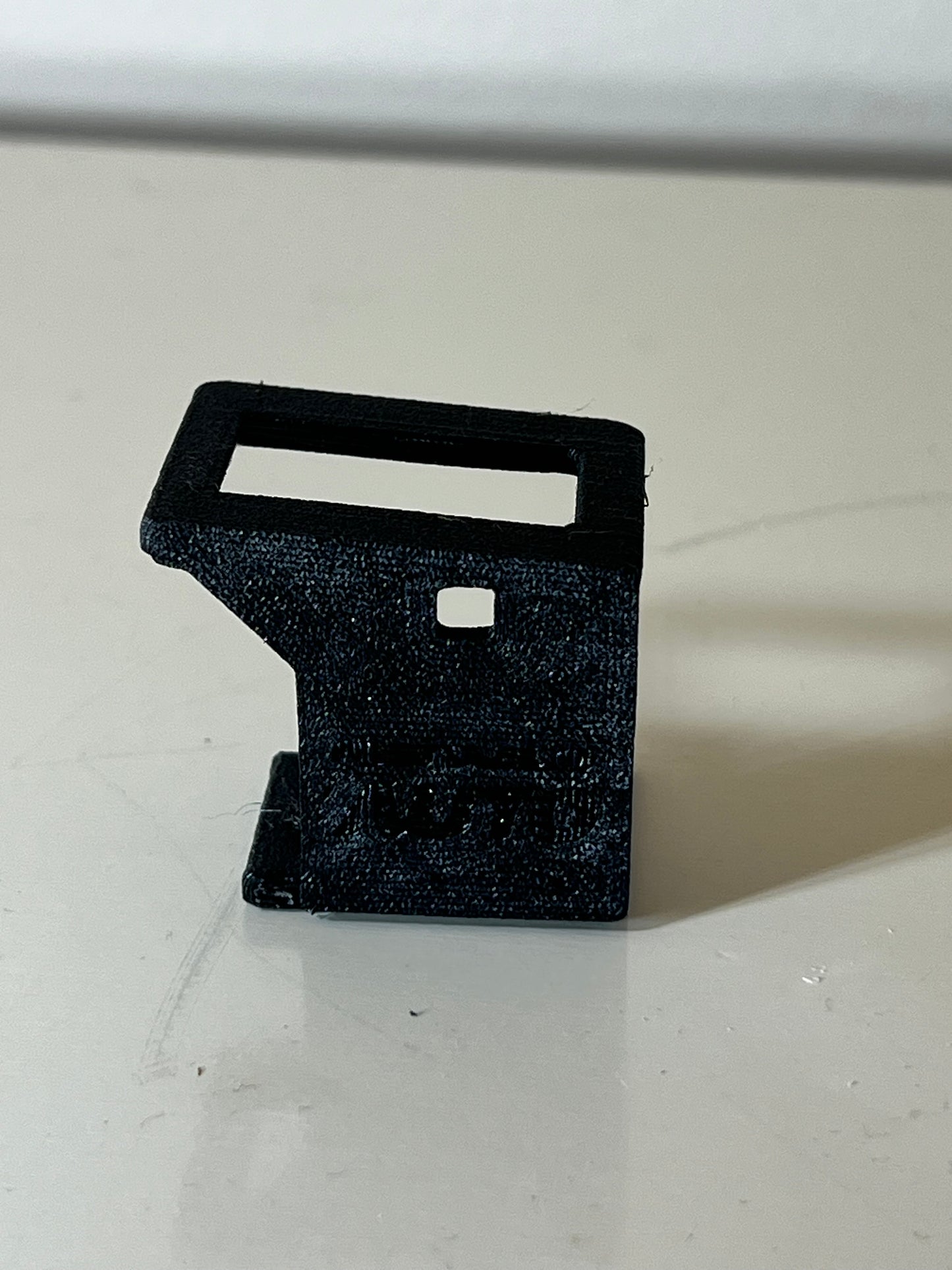 E9X Hood Prop Sensor Bracket | HOB90