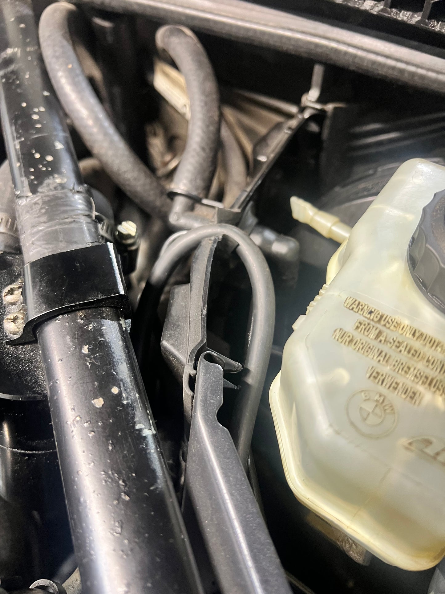 BMW Power Steering Secondary Catch Reservoir | PSC90